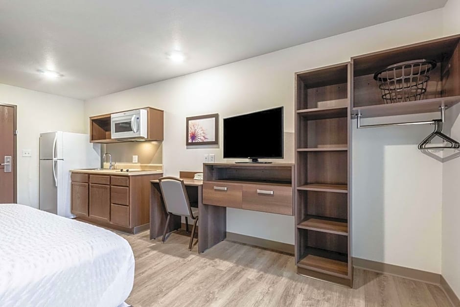 WoodSpring Suites Indianapolis Castleton