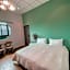Ruixiong Hotspring Villa