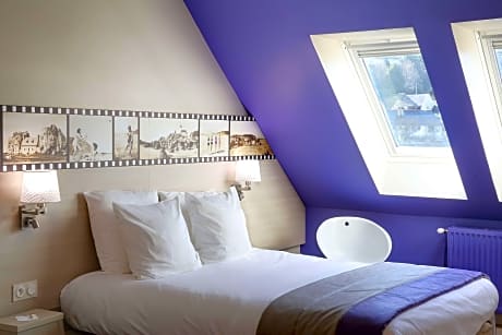 1 QUEEN BED,STND,TWNREQ