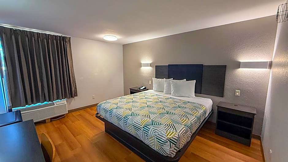 Motel 6-Oklahoma City, OK - South