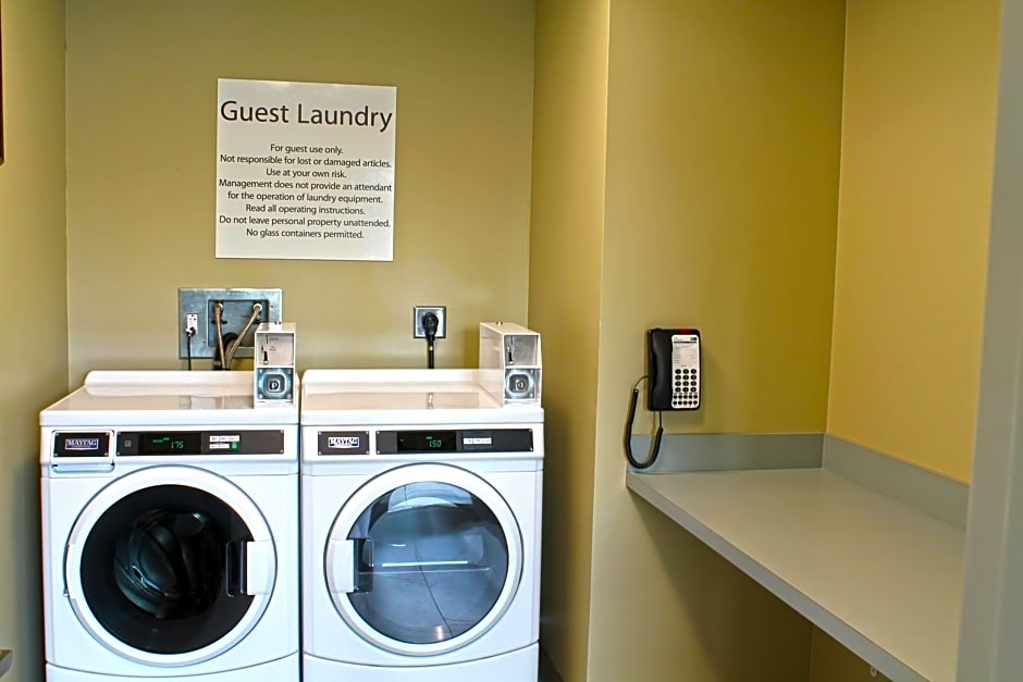 Holiday Inn Express & Suites St. Louise South I-55 By IHG