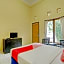 OYO 3096 Hotel Dewi Warsiki