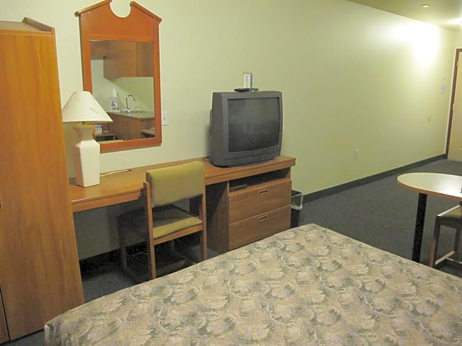 Microtel Inn & Suites by Wyndham Eagle River/Anchorage Are