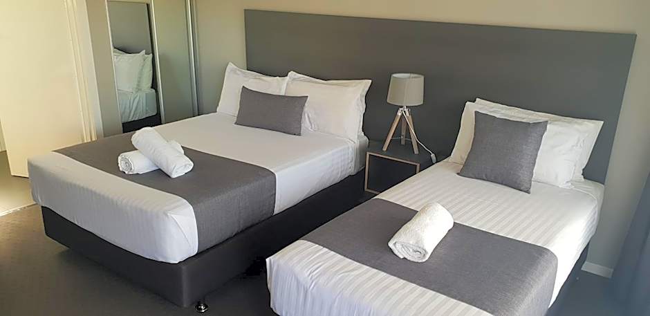 Beachway Motel and Restaurant