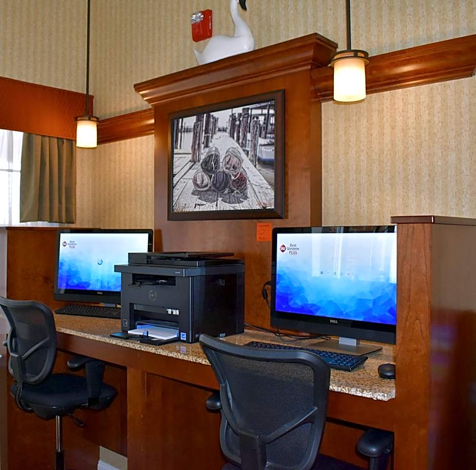 Best Western Plus Easton Inn & Suites