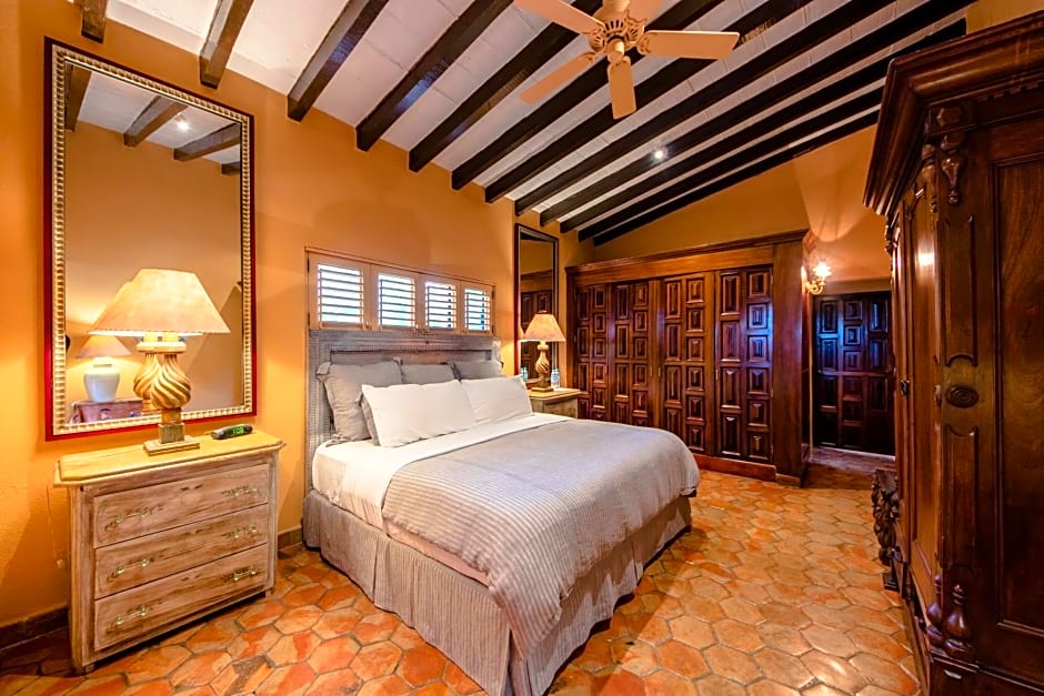Villa Lola - Adults Only