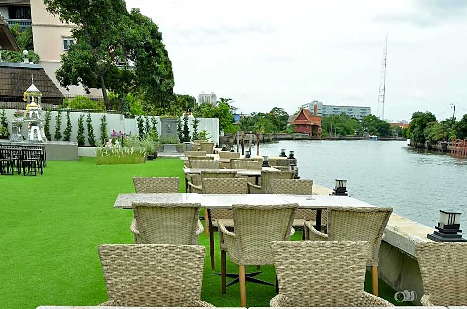 NORN Canalside Bangkok Hotel โรงแรมนอนริมคลอง