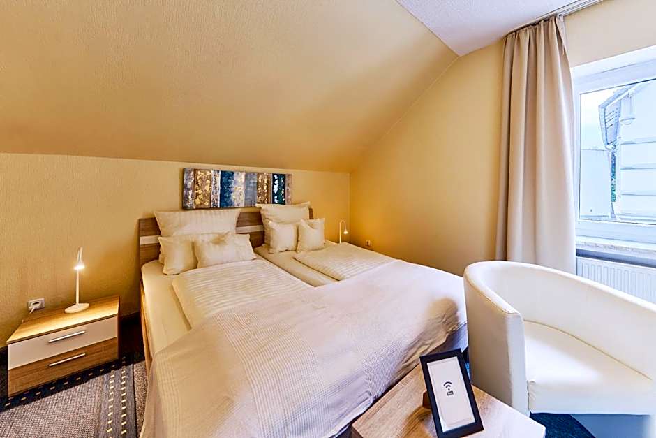Arador-City Hotel