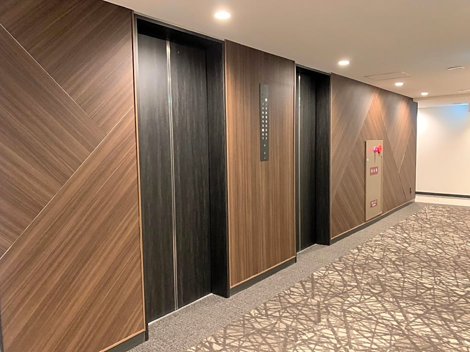 Osaka River Side Hotel