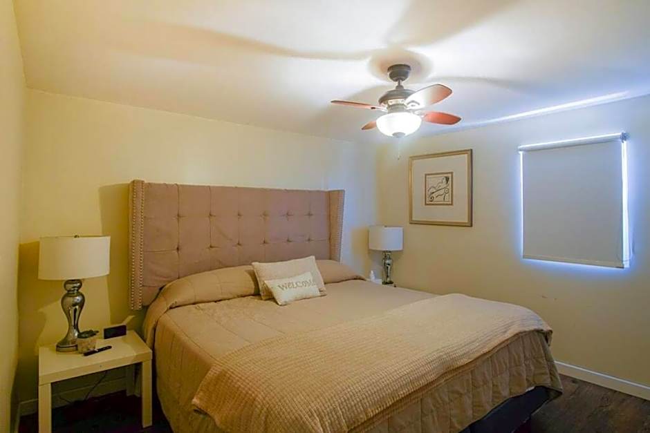 Casa San Miguel with Gated Parking at Casas Sanblu