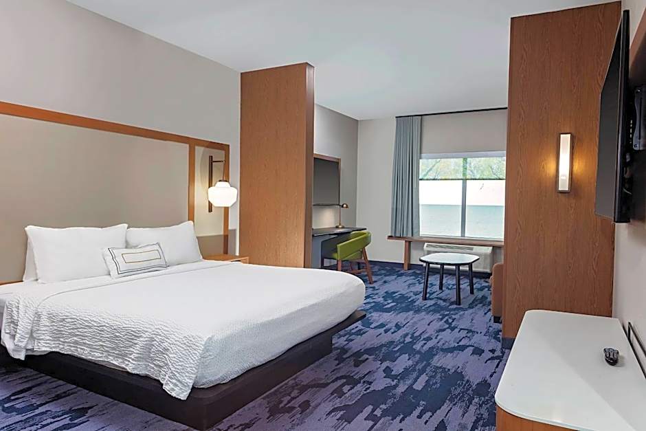 Fairfield Inn & Suites by Marriott Port Clinton Waterfront