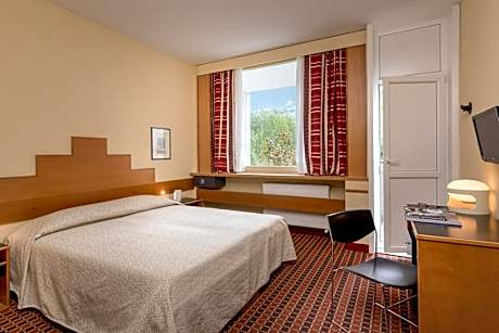 Economy Double or Twin Room