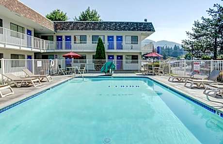 Motel 6-Grants Pass, OR