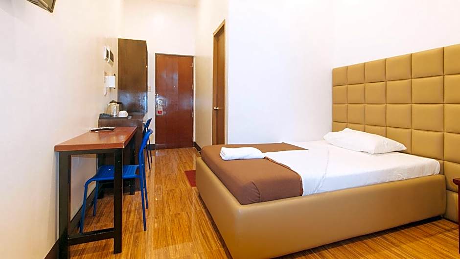 M28 Hotel and Apartments Quezon City
