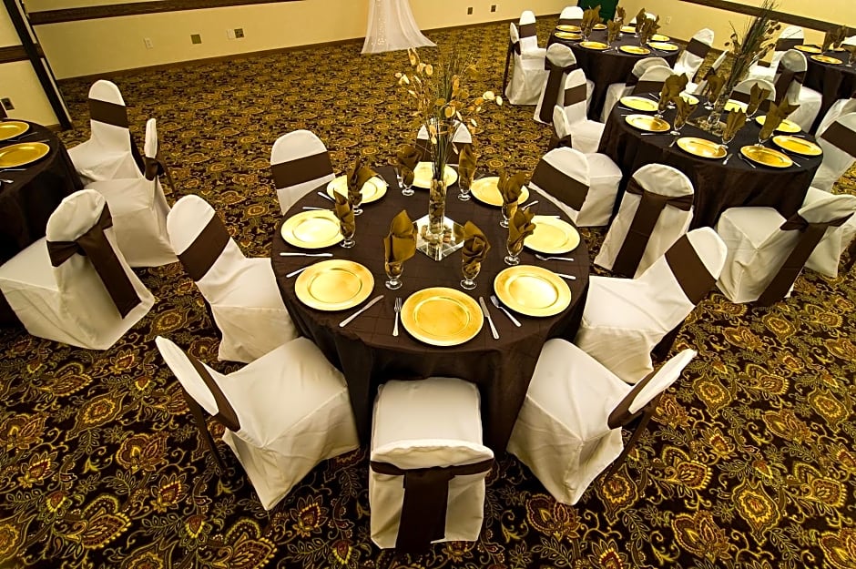 Country Inn & Suites by Radisson, Chanhassen, MN