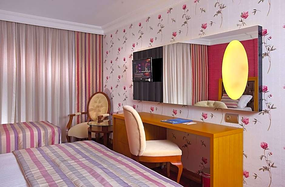 Orsmaris Boutique Hotel