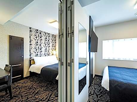 Connecting Rooms