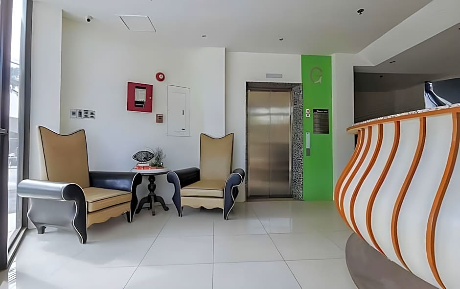 RedDoorz Plus near Bangko Sentral Ng Pilipinas Davao