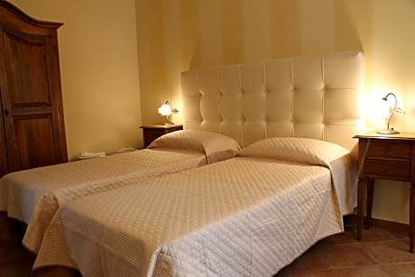 Twin Room with Extra Bed