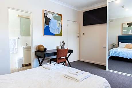 Queen Room