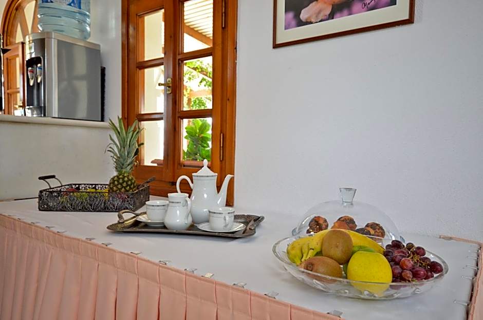 Dilino Hotel Studios