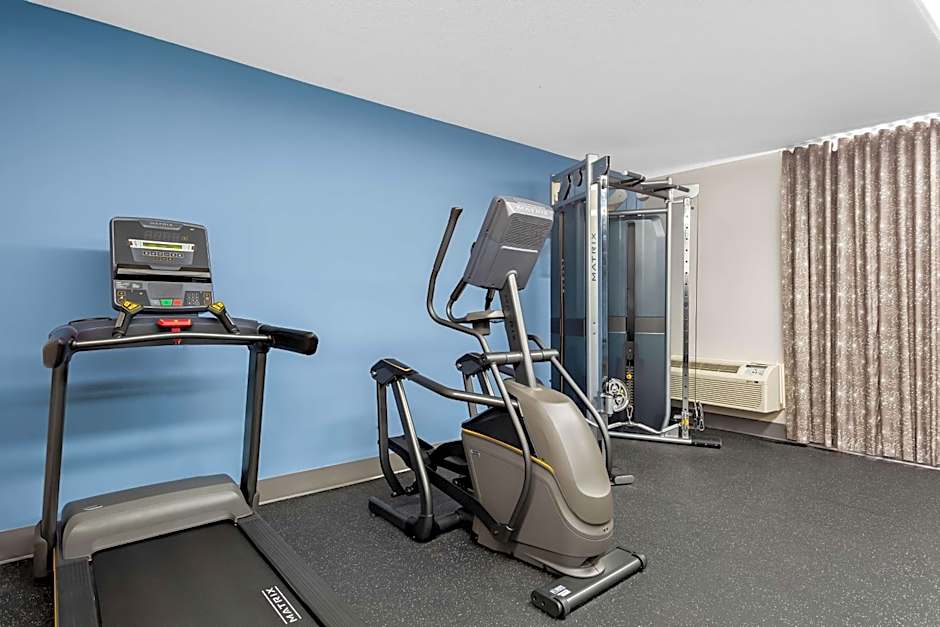 SureStay Plus by Best Western Windsor