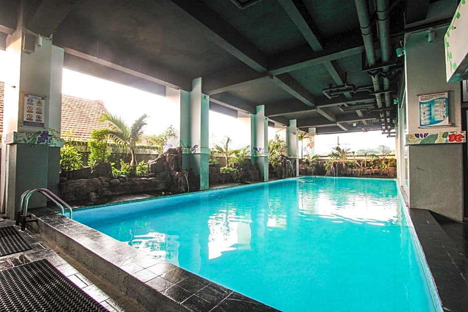 Grand Darmo Suite by AMITHYA