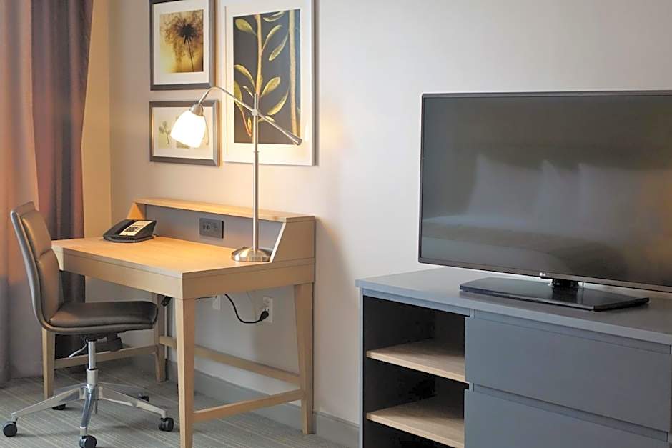 Country Inn & Suites by Radisson, Belleville, ON