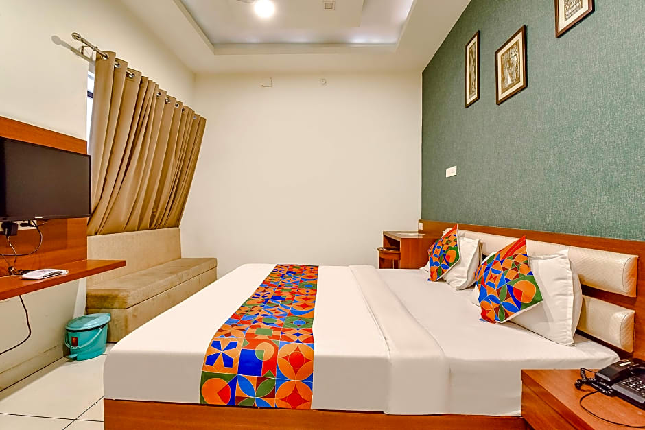 FabHotel Prime Square 36