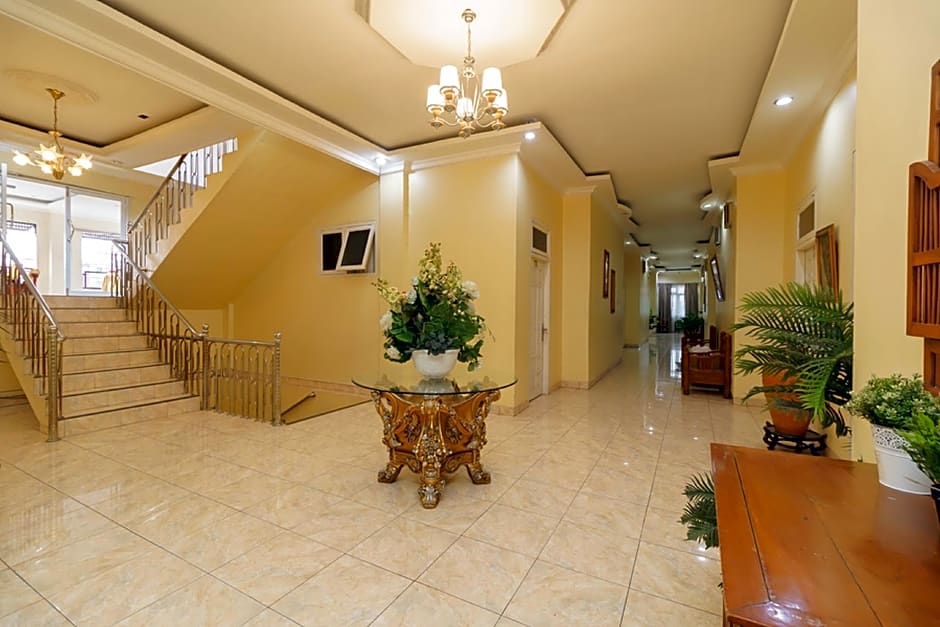 RedDoorz Plus @ Hotel Sempurna Watervang Lubuk Linggau