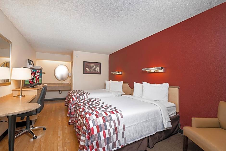 Red Roof Inn Detroit - Roseville/ St Clair Shores