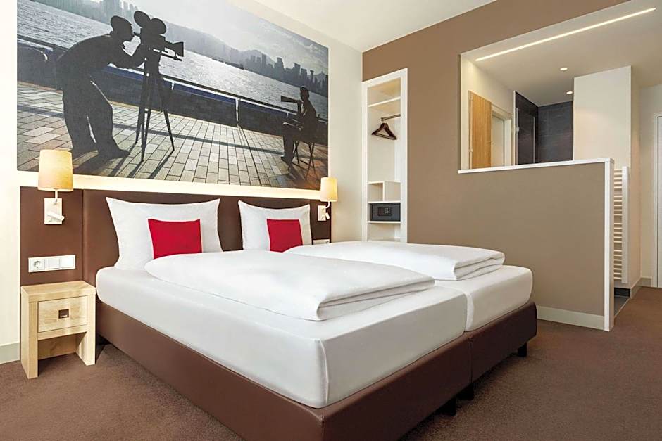 City Hotel MAX Munich West