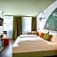 Hotel The Weekend