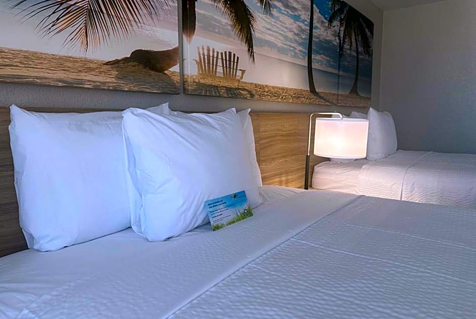 Days Inn by Wyndham Fort Myers