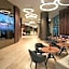 Hyde Beach Condos By Ammos Vr