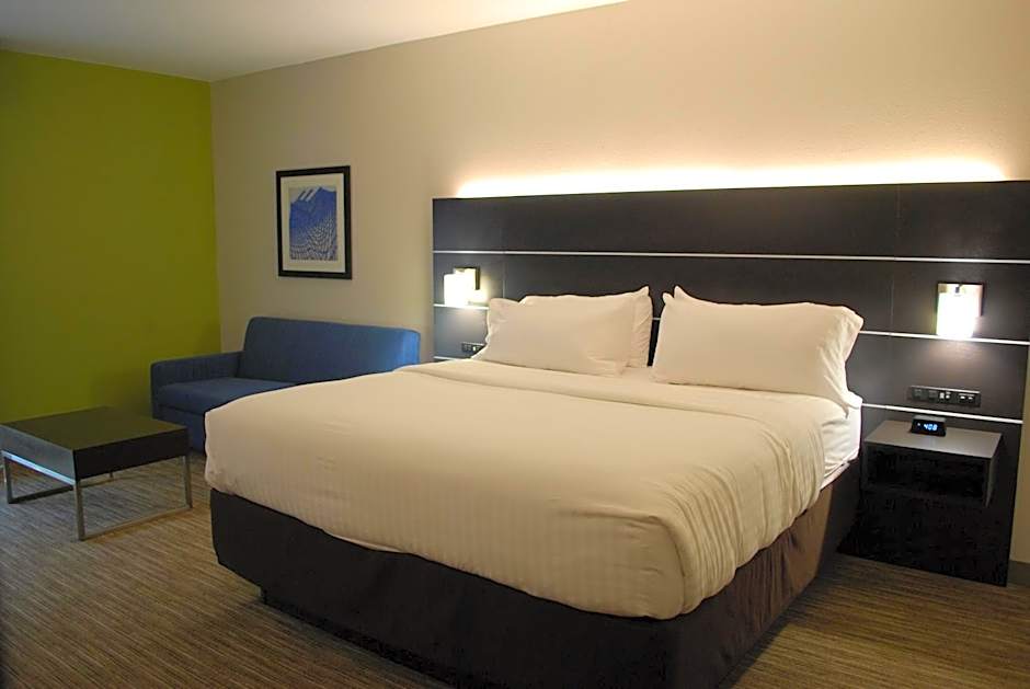 Holiday Inn Express Hotel & Suites Kingsport-Meadowview I-26 By IHG