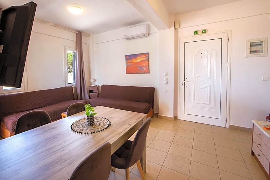 Romanos Beach Villas