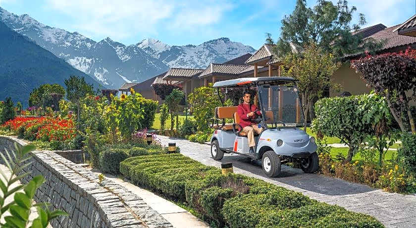 Taj Dal View, Srinagar