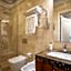 Donati Luxury Tower Suites