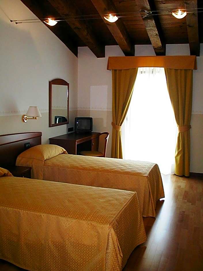 Hotel Ristorante Pedrocchi