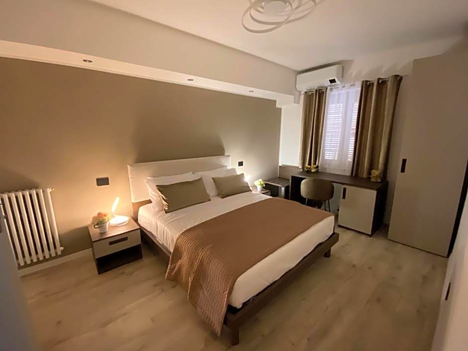 Hotel Plaza Ungheria