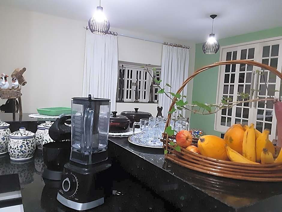 Casa de Praia Massaguaçu! Ao meio Áreas Arborizadas