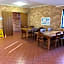 Hanbury Lodge