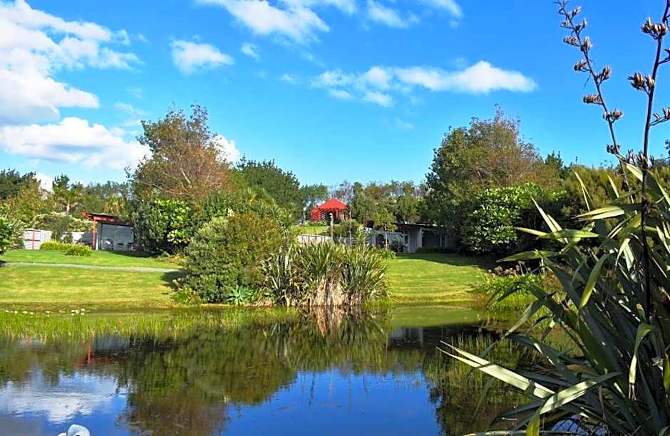 The Lakes - Kai Iwi Lakes Exclusive Retreat