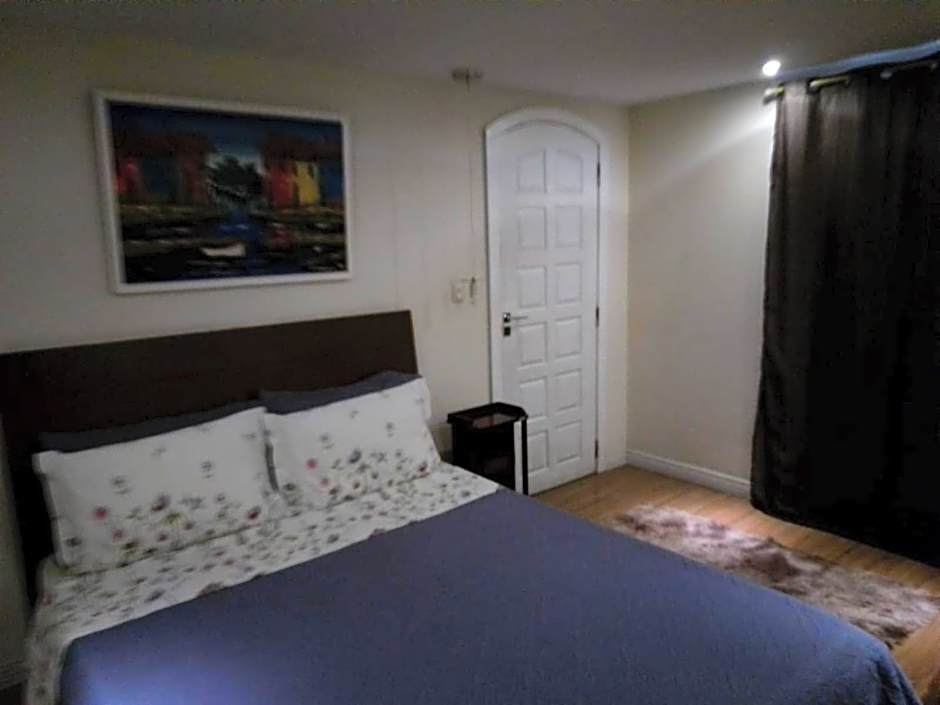 Duplex Inteiro com Piscina , & Churrasqueira