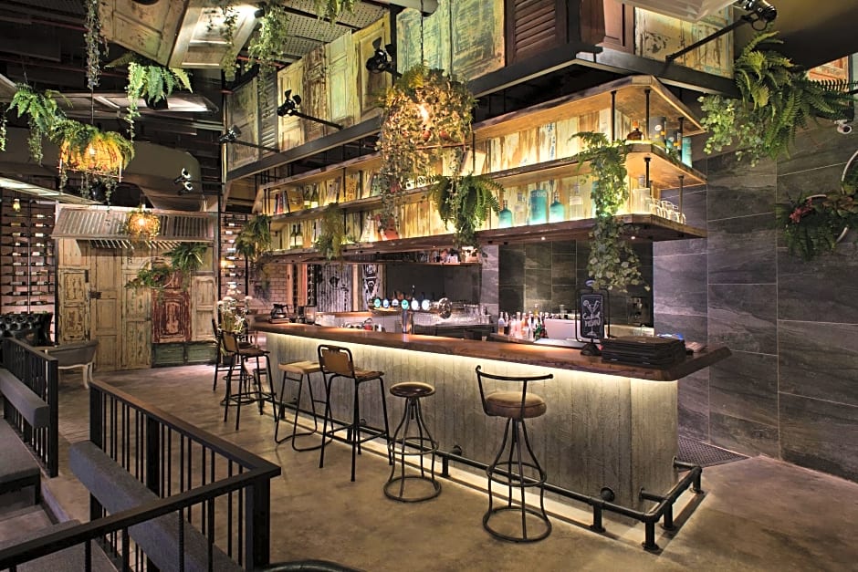 Vangohh Eminent Hotel & Spa