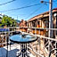 Golden Light Hotel