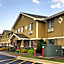 Super 8 by Wyndham Sterling Heights/Detroit Area