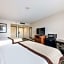 Clarion Hotel & Suites