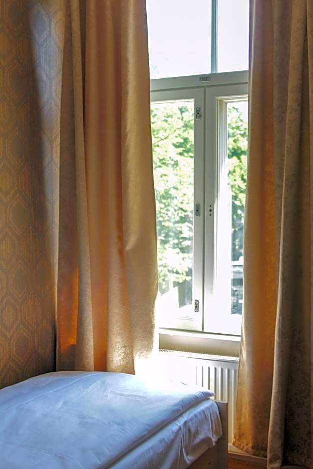 Villa Kadriorg Hostel